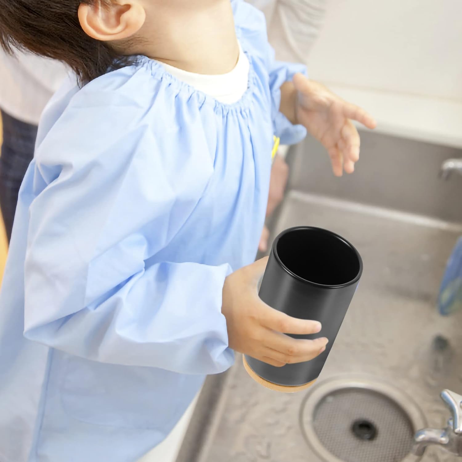 Zerodeko Stylish Toothbrush Organizer for Home Bathroom