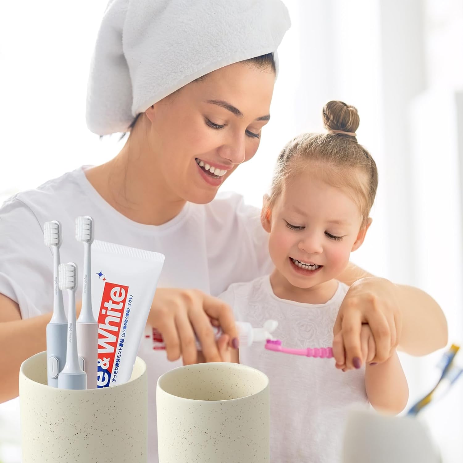 Pretty Design - Ceramic Toothbrush Toothpaste Holders for 2 Cups Bathroom Organizer Set