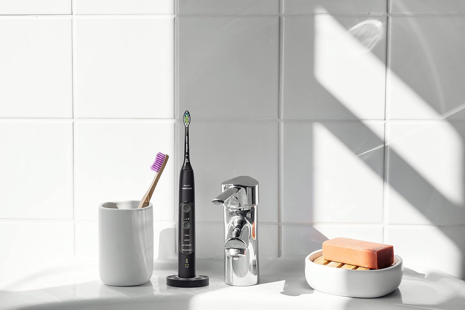 Relsy Black Aluminum Toothbrush Holder for Philips SoniaCARE