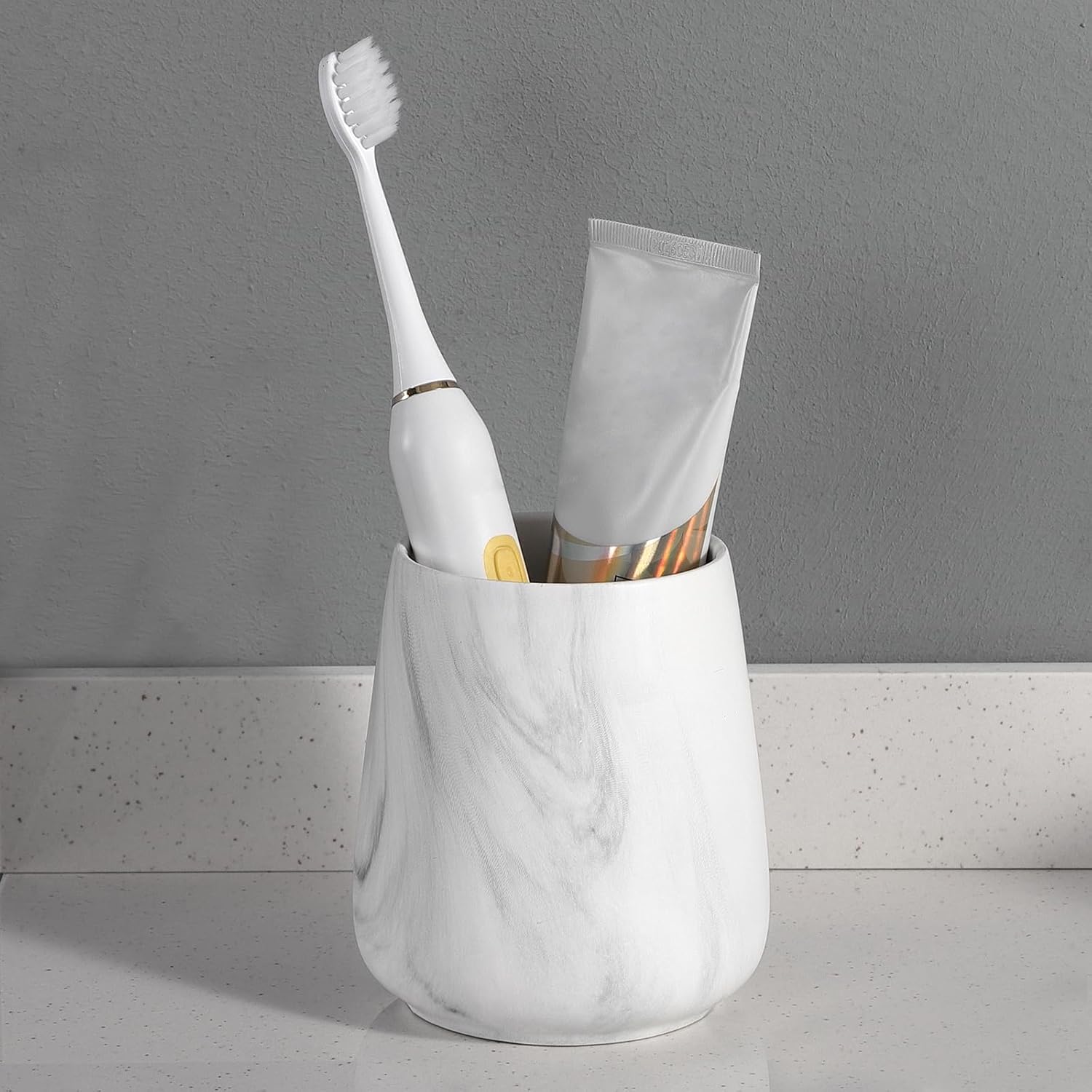 Eyrozia Marble White Ceramic Toothbrush Holder