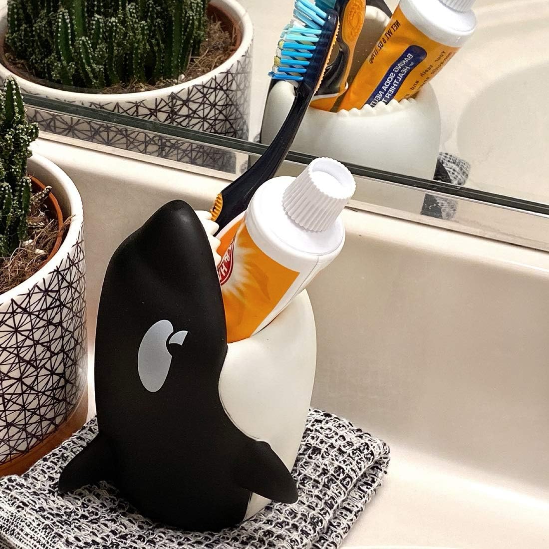 Kids Toothbrush Holder Whale - Durable Silicone Organizer