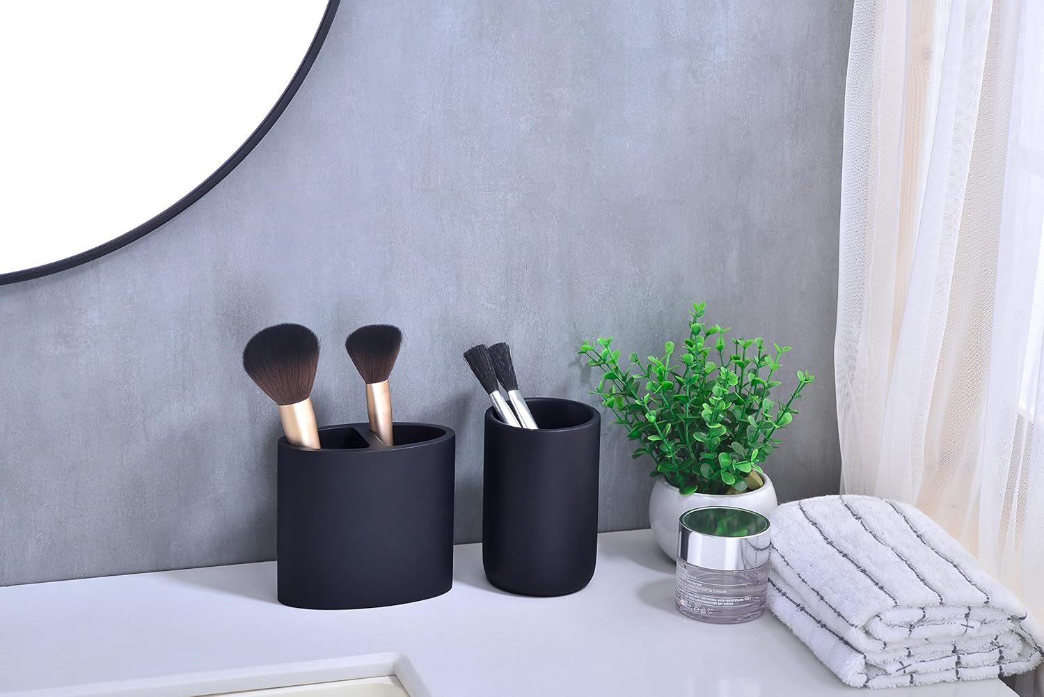 Rzoeox Premium Multifunctional Toothbrush Holder Resin Bathroom Cup Matte Black