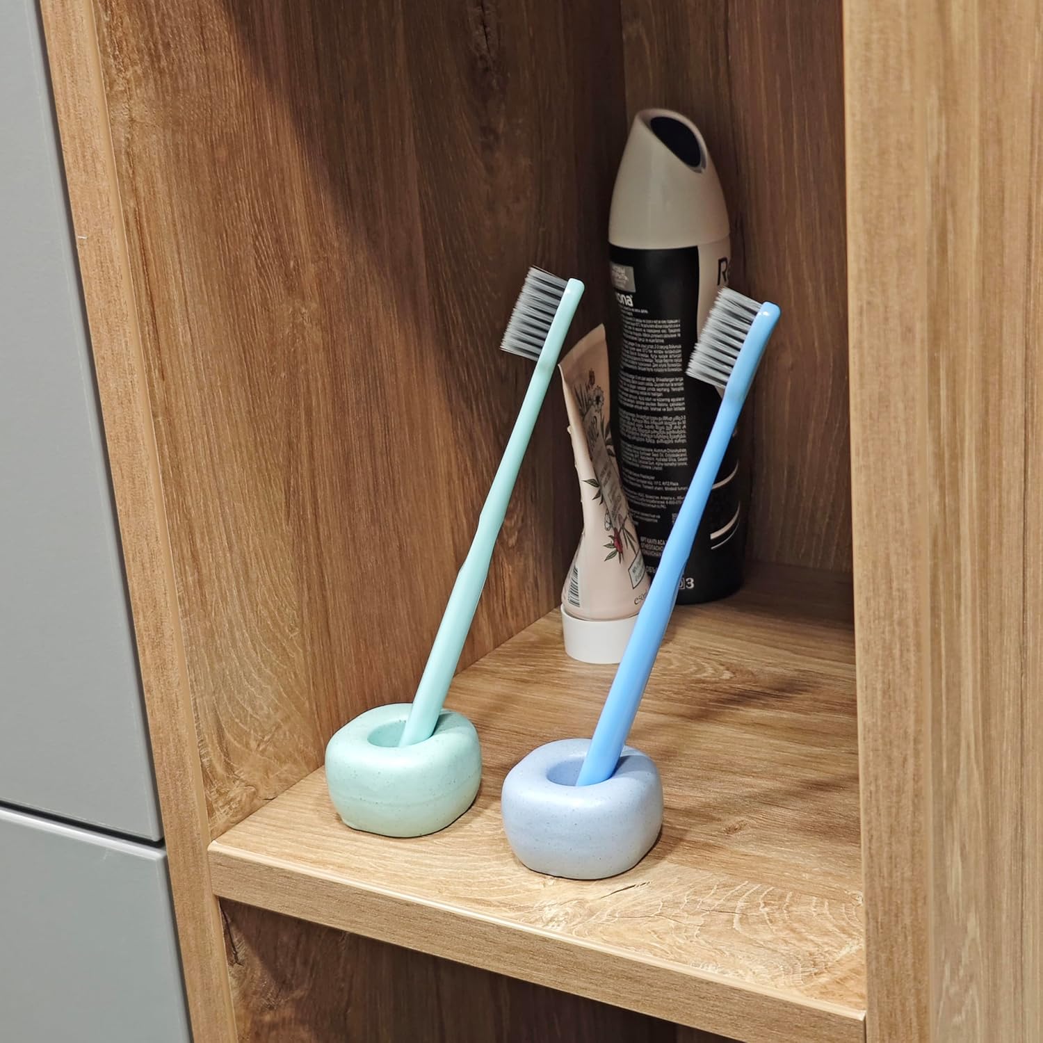 QUICK DRY MOBILE TOOTHBRUSH HOLDER
