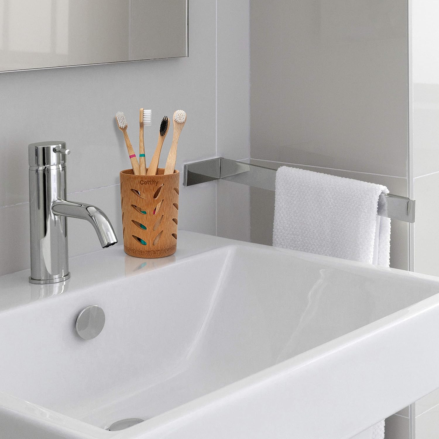 Eco-Friendly Bamboo Toothbrush Holder with Drainage - Multi-Functional in the Bathroom Kitchen