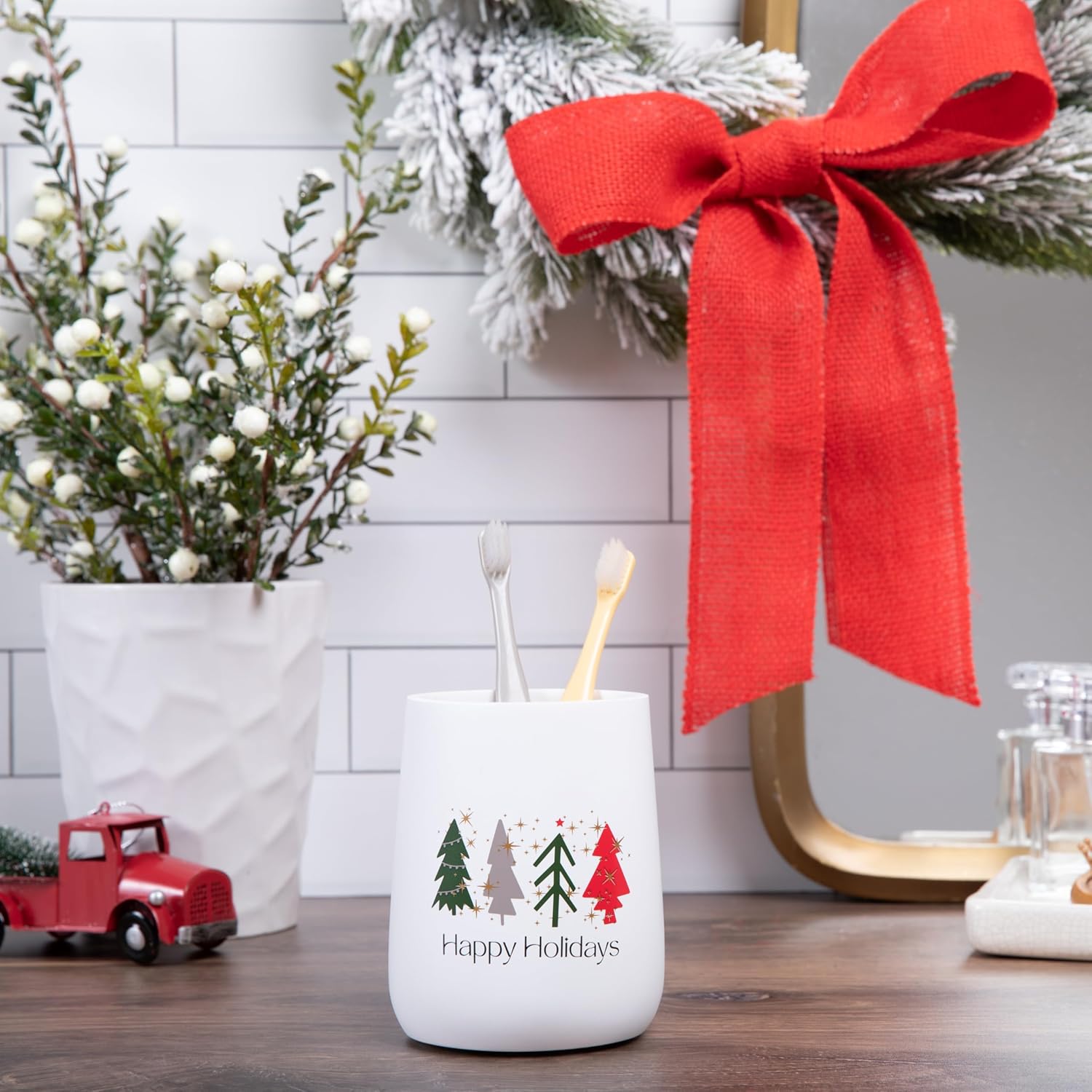 Essentra Home Matte White Christmas Toothbrush Holder