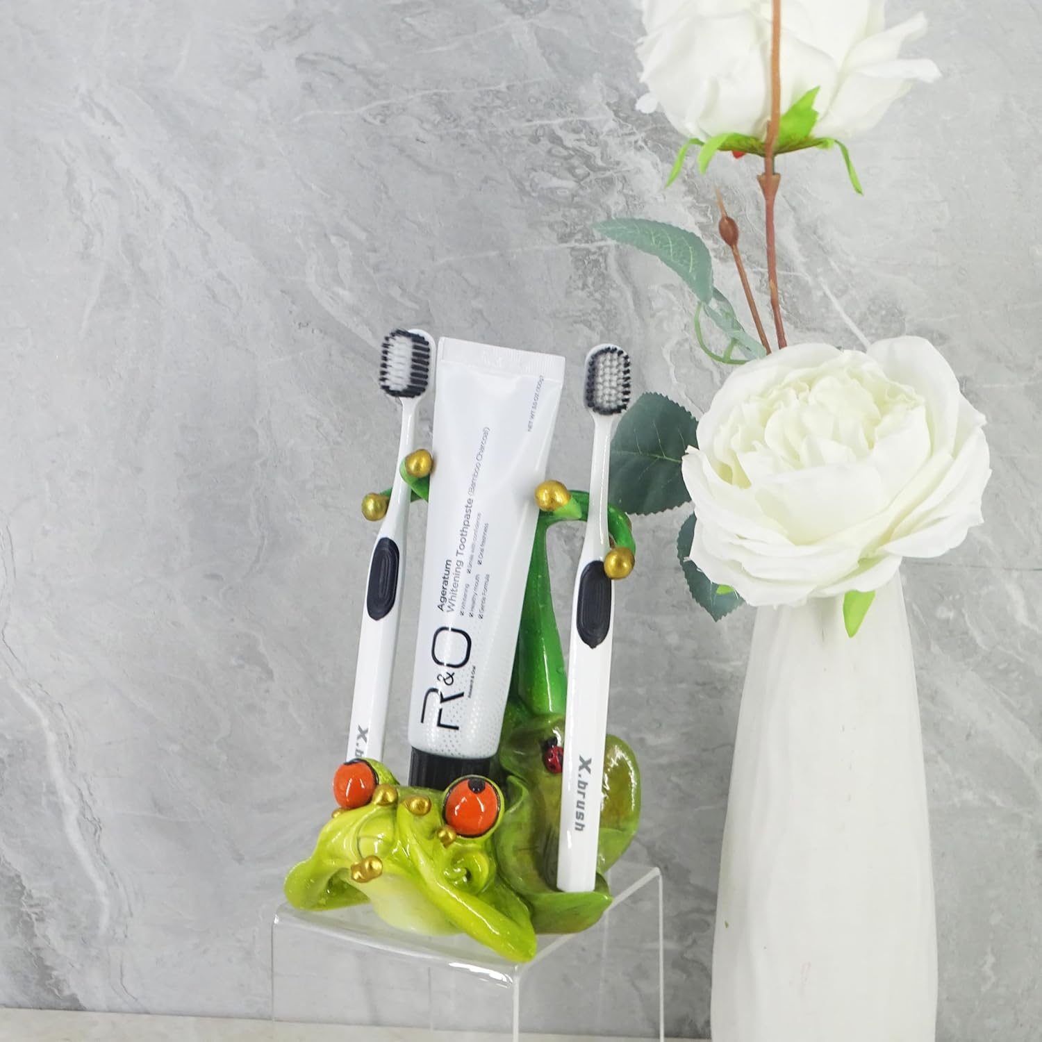 Tree Frog Toothbrush Holder Set